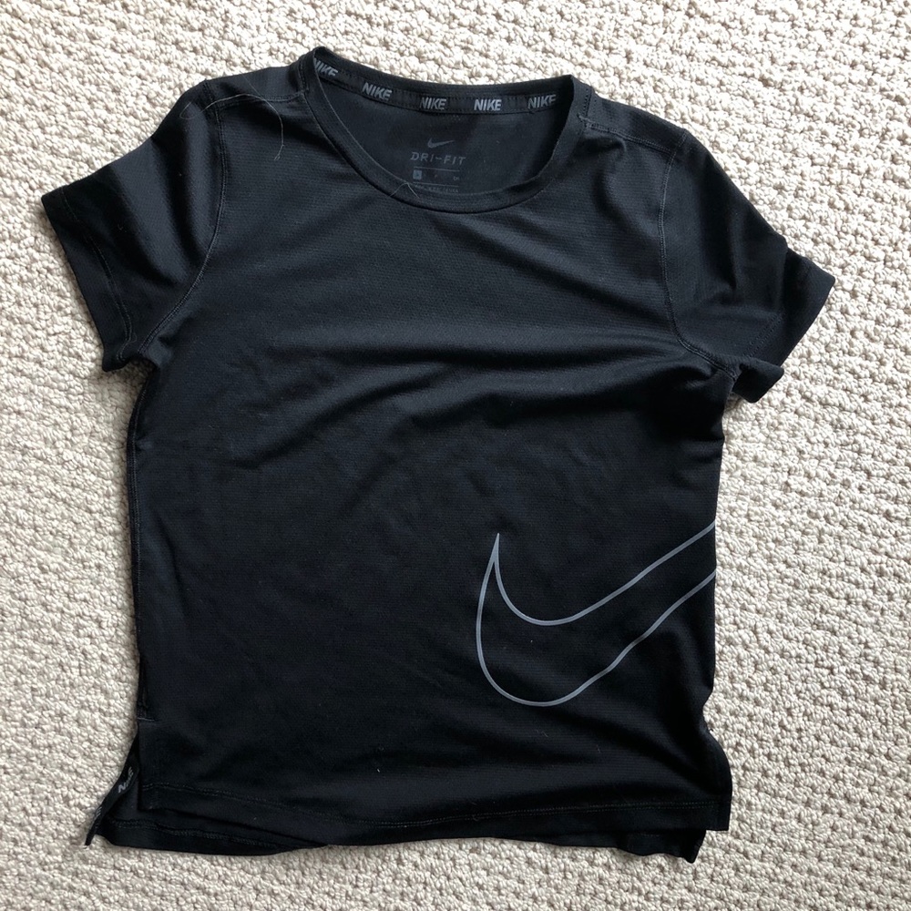 Kid’s Nike Dry Fit Shirt Size Youth Small